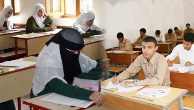 80 ألف طالب وطالبة بأمانة العاصمة يؤدون امتحانات الشهادتين الأساسية والثانوية الأسبوع المقبل