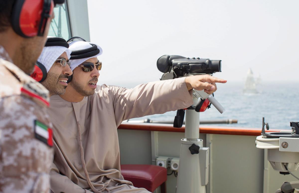 قبيل ساعة الصفر : الإمارات تدق أبواب تهامة بالمال والسلاح وتجربة الجنوب