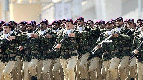 السعودية تسعى لاستقدام جنود باكستانيين للقتال في حدودها