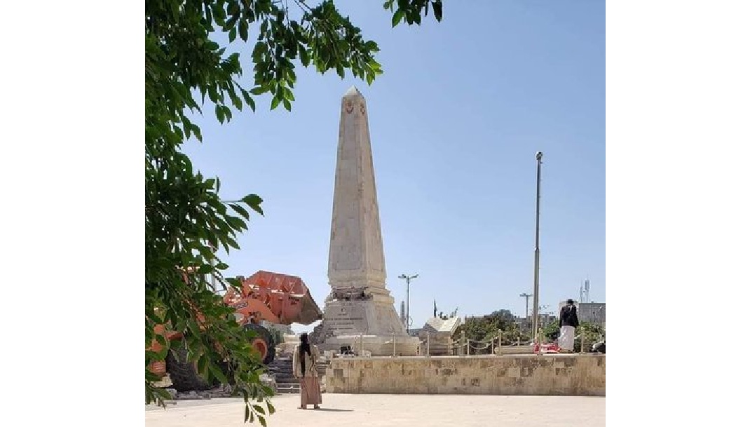 صنعاء.. إزالة النصب التذكاري للاحتلال التركي لليمن.. والإصلاح يجن جنونه