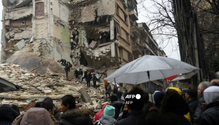إثر الزلزال..سوريا تعاني وناطق الحوثيين يدعو لإلغاء قانون قيصر