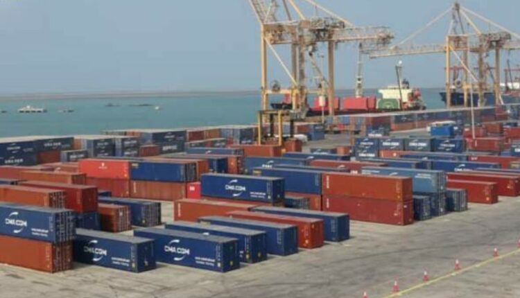الإعلان عن تسهيلات جديدة للتجار في ميناء الحديدة