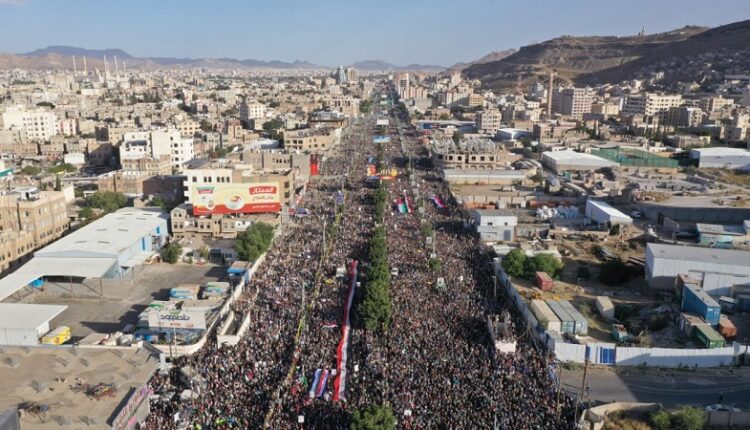 مليونية اليمن الخامسة: تضامن وتضحية مع فلسطين في وجه الكيان الصهيوني النازي
