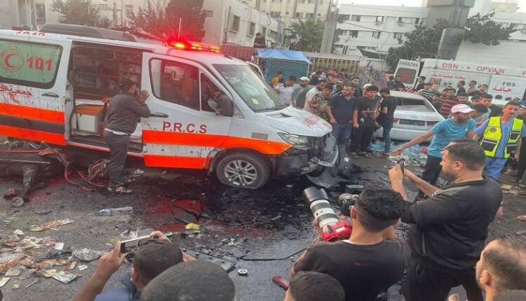 13 شهيدا جراء استهداف سيارات الإسعاف بمستشفى الشفاء