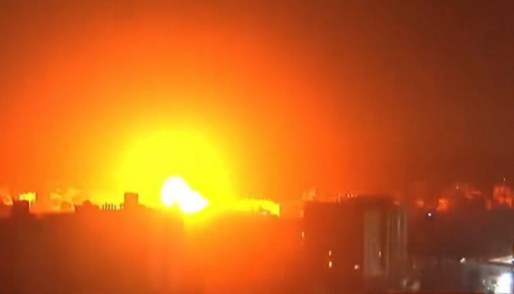 عاجل| قصف هستيري عنيف لطيران العدو ومدفعيته على مناطق متفرقة في غزة