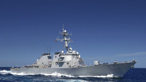 أمريكا تسحب سفينتين حربيتين من البحر الأحمر بشكل مفاجئ