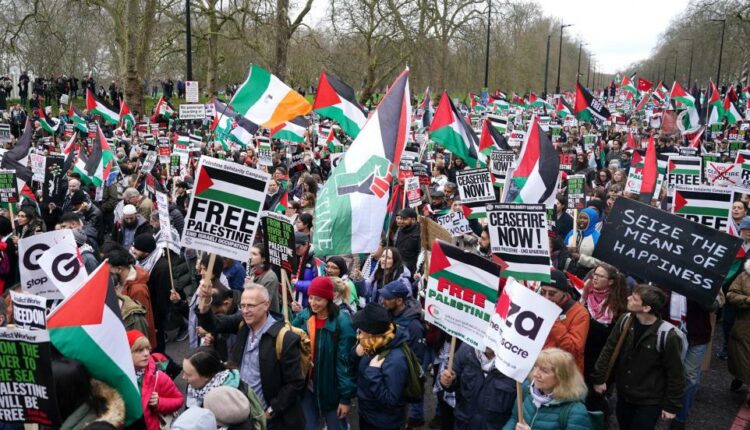مظاهرات حاشدة في لندن تأييدا لفلسطين ووقف العدوان على غزة