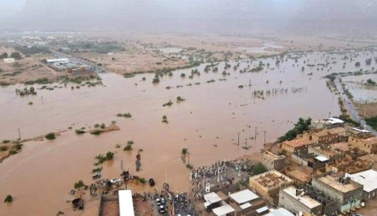 السيول والفيضانات تحصد أرواح اليمنيين وتتسبب بأضرار واسعة النطاق