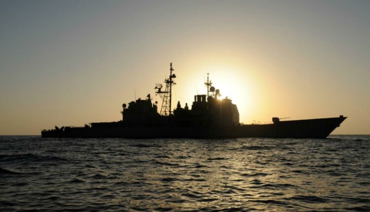 قائد عملية “اسبيدس” الأوروبية يؤكد عجزهم عن حماية السفن في البحر الأحمر