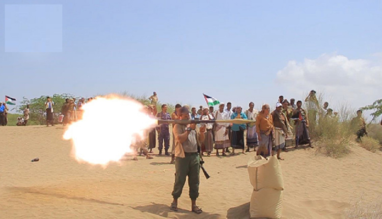 وحدات التعبئة الشعبية في الدريهمي تجري مناورة عسكرية دعماً لفلسطين