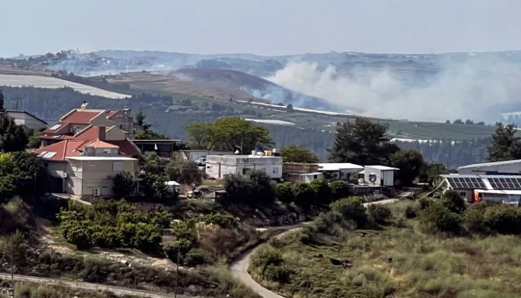 قوات حزب الله اللبناني تقصف مواقع عسكرية للاحتلال