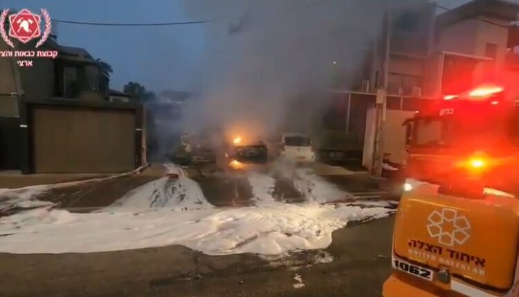 فيديو للانفجار الذي ضرب تل أبيب واحتراق عدد من السيارات كليا