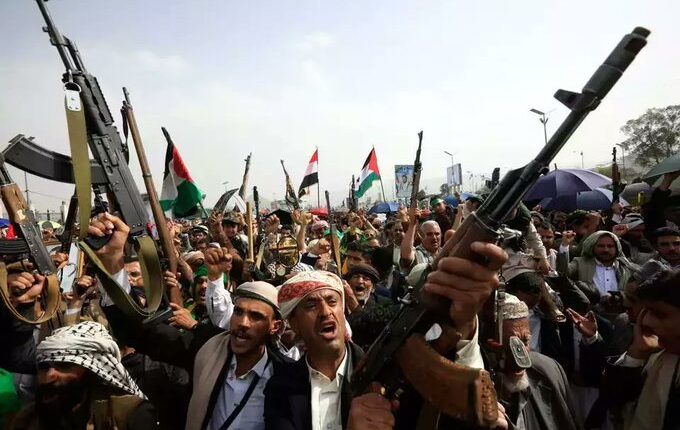 مغامرة أمريكية جديدة في اليمن محفوفة بالفشل قد تُكلف الخليج ثمنًا باهظًا
