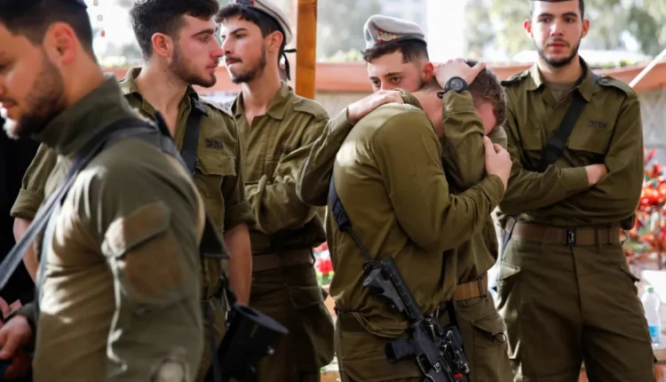 هآرتس الإسرائيلية تكشف محاولة انتحار جديدة داخل الجيش الإسرائيلي