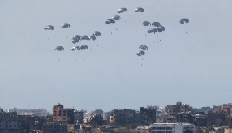 غزة اليوم.. الإنزال الجوي للمساعدات يودي بحياة 23 مواطنا