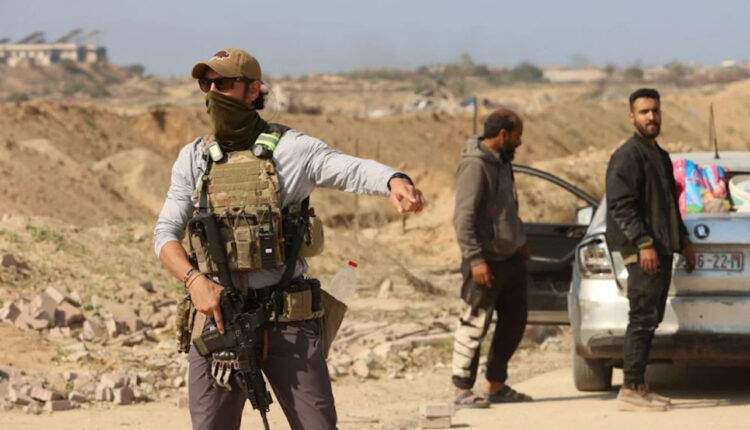 شهادات صادمة: مرتزقة أميركيون أطلقوا النار على المدنيين قرب مراكز توزيع الغذاء في غزة