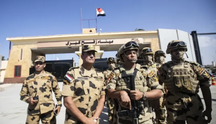 ضغوط مصرية على حماس لتسليم سلاحها للاحتلال والاستسلام