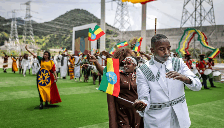 إثيوبيا تدشّن سدّ النهضة الأكبر في إفريقيا وسط اعتراضات مصرية وسودانية