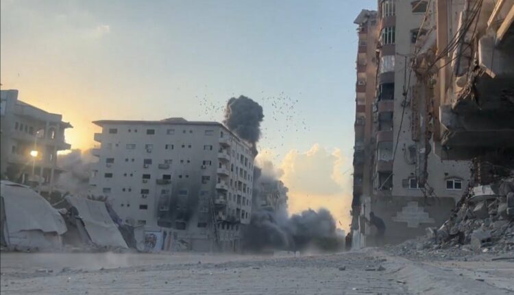 مجازر الاحتلال تتواصل في غزة: قصف مكثف و”روبوتات مفخخة” لتفجير المنازل