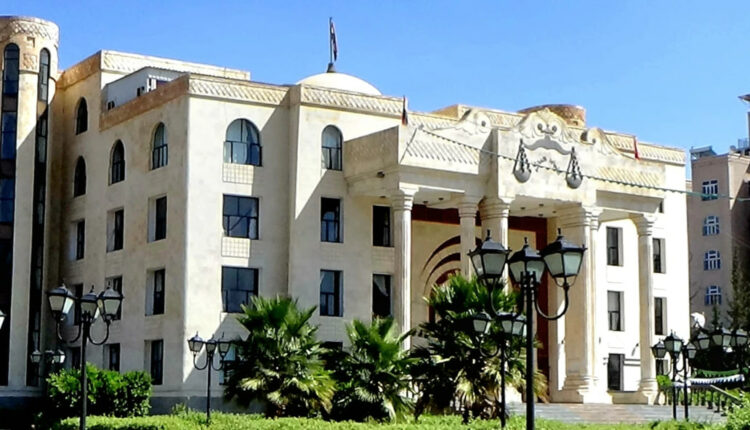 النائب العام بصنعاء يحذر المواطنين والقنوات من عدم الامتثال لهذا الأمر