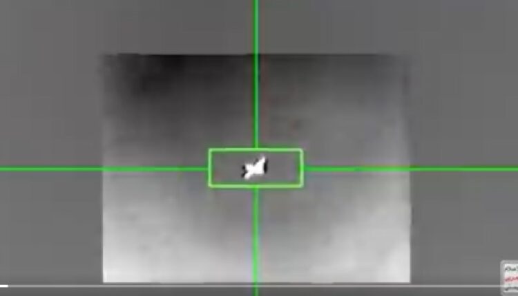 اليمن يرسم معادلة ردع جديدة.. سلاح الجو الإسرائيلي يقر بفشل طائراته أمام الدفاعات الجوية اليمنية