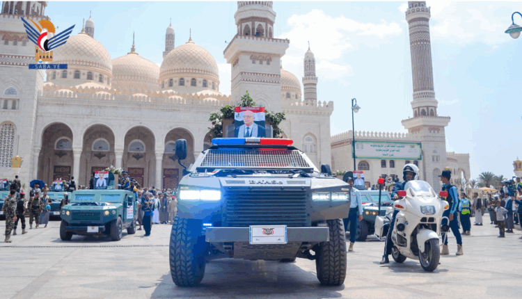 صنعاء تشيّع شهداء حكومة التغيير والبناء في موكب مهيب