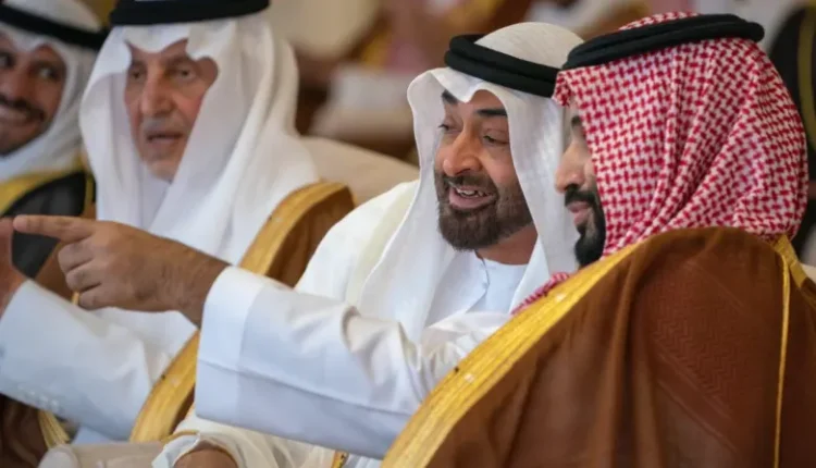 صحيفة عبرية تكشف السر وراء غياب “بن سلمان” و”بن زايد” عن قمة شرم الشيخ