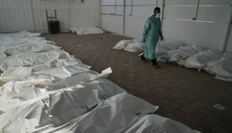 وزارة الصحة الفلسطينية: استلام 30 جثماناً لشهداء من الاحتلال الإسرائيلي في غزة