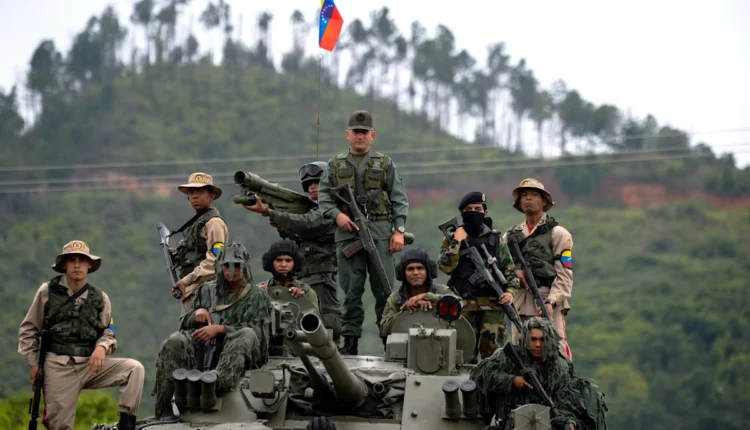 فنزويلا تعلن استعدادها لدعم كولومبيا في مواجهة التهديدات الأمريكية