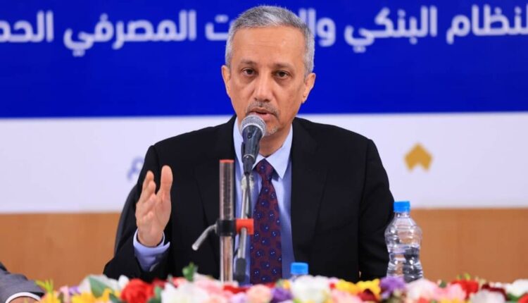 تعز تختنق بالجبايات… وشوقي هائل يطالب بإنهاء “الممارسات غير القانونية” على الطرقات