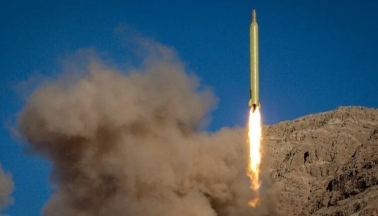 قدر وعماد..الحرس الثوري الإيراني يرسل رسالة صاروخية إلى “تل ابيب”