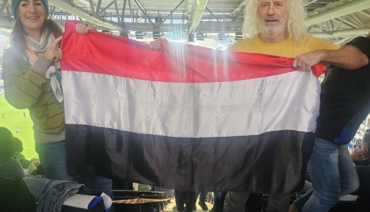 عضو في البرلمان الأوروبي يشيد بدور اليمن وأنصار الله في دعم غزة