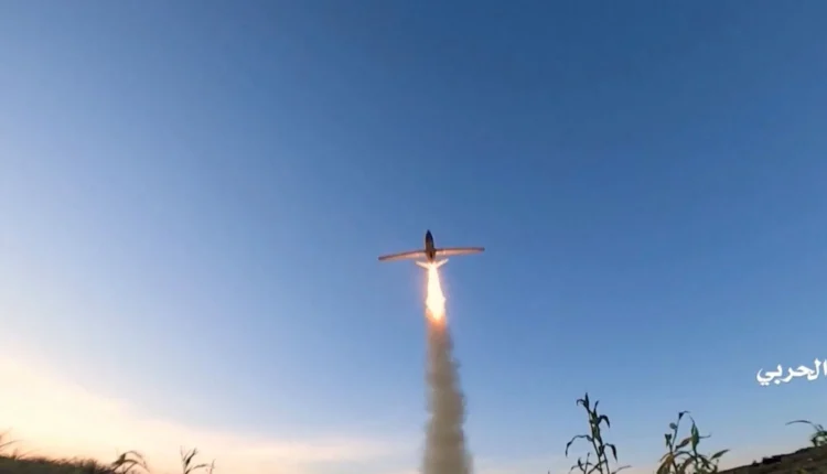 مسيرات يمنية تقصف عمق الكيان وتربك دفاعاته الجوية