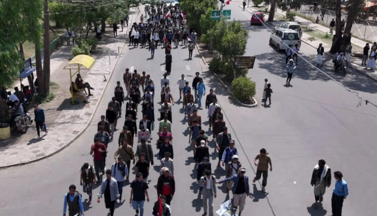 عرض مهيب..جامعة صنعاء تحتفل بتخرج 3 آلاف طالب من دورات طوفان الأقصى