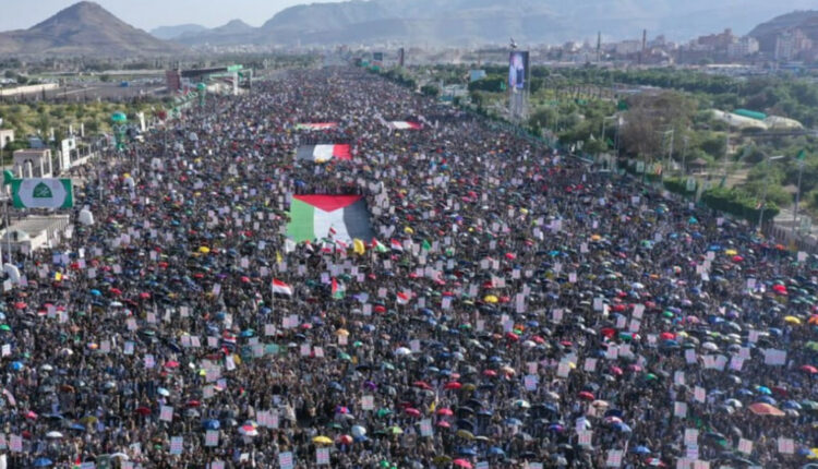 صنعاء تحتشد في مليونية الرفض للمؤامرة الأمريكية الصهيونية