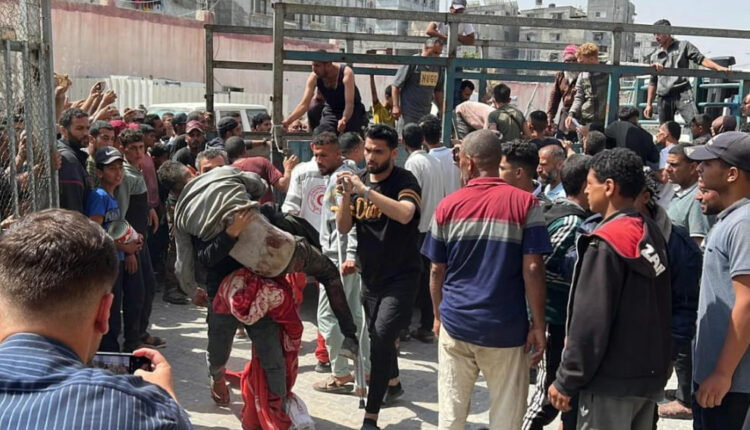 غزة.. استشهاد فلسطيني أثناء تفقد منزله برصاص العدو الصهيوني