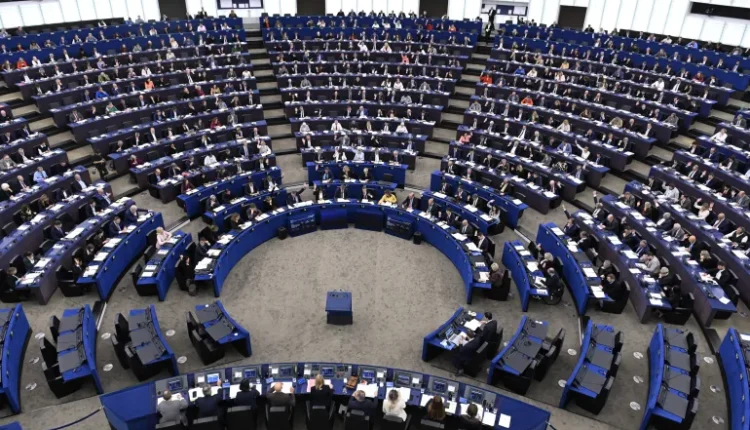 إسبانيا تصعد والبرلمان يقر حظرا شاملا على الأسلحة المرتبطة بـ”إسرائيل”