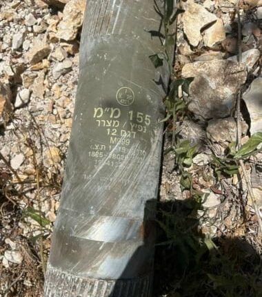 استخدام جديد للذخائر العنقودية يكشف تورّط الاحتلال في انتهاكات خطيرة في جنوب لبنان