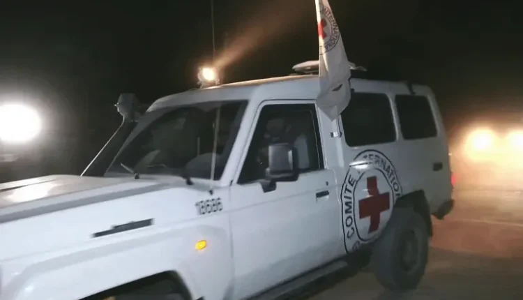 غزة تستعد لتسليم جثة أسير إسرائيلي عبر الصليب الأحمر مساء اليوم