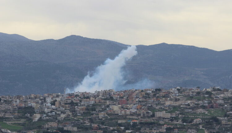 خرق متكرر.. مسيرة إسرائيلية تستهدف محيط مستشفى بنت جبيل اللبنانية وتخلف جرحى