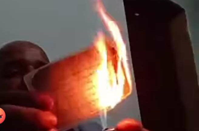 عندما تعجز العدالة.. لماذا أحرق هذا المحامي بطاقته المهنية في تعز؟