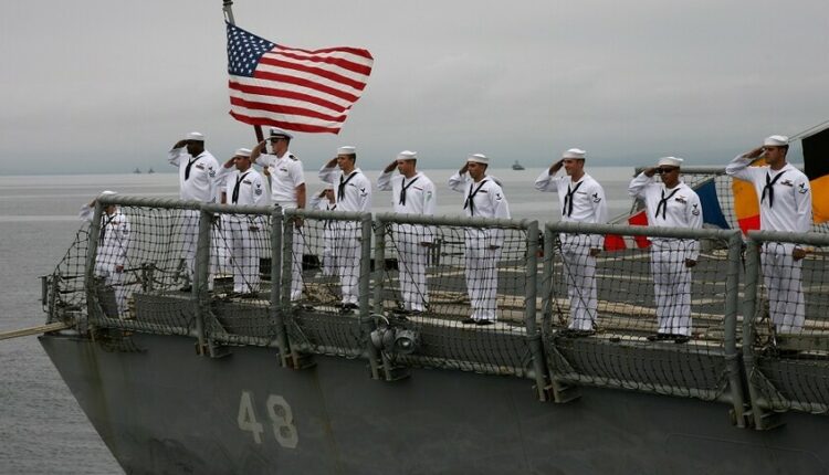 حاملة طائرات أمريكية تصل الكاريبي في خطوة عسكرية متوترة