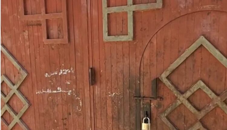 إضراب تربوي واسع في شبوة احتجاجاً على انقطاع المرتبات وتجاهل حكومة التحالف لمعاناة المعلمين