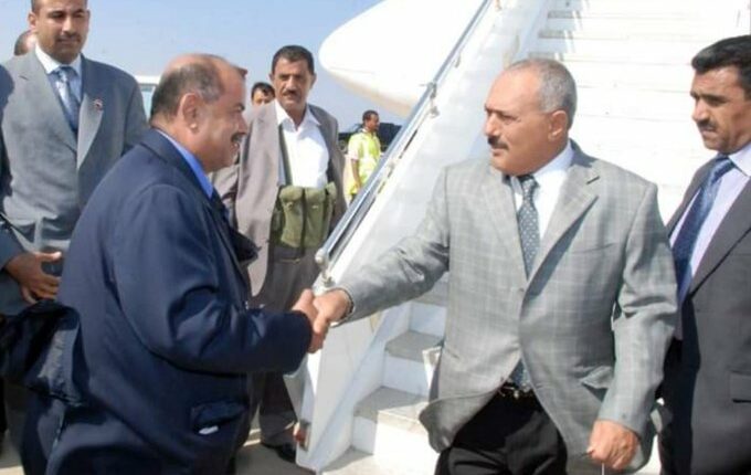 هل يستطيع “العليمي” احتواء التوتر في حضرموت بتعيين “الخنبشي”؟