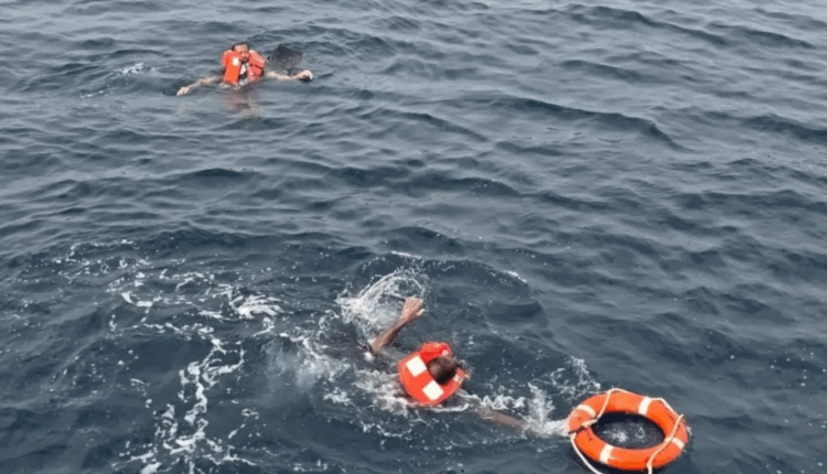 مسقط تنجح في الوساطة.. صنعاء توافق على الإفراج عن تسعة بحارة فلبينيين