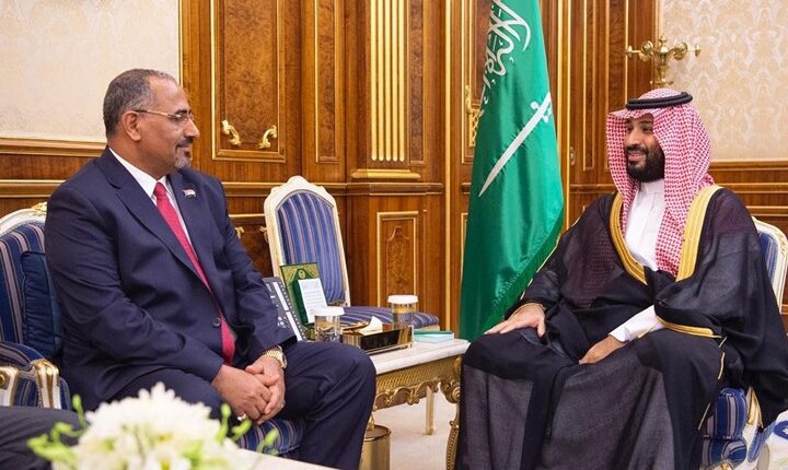 ناشط سعودي يشبّه الانتقالي بـ”إسرائيل” ويتهمه بنقض الاتفاقات وتهديد استقرار المنطقة