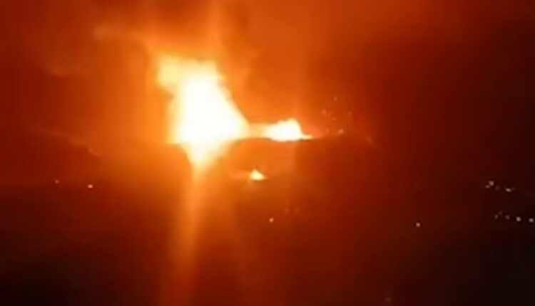 عاجل| غارات جوية تستهدف مناطق في جنوب لبنان