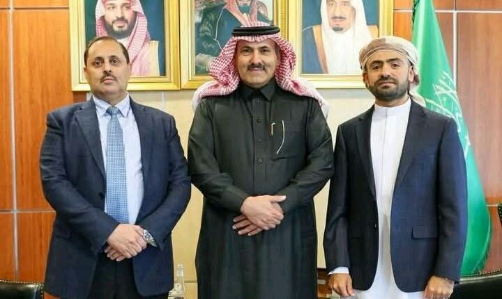  السعودية تستدعي قيادات موالية لطارق صالح تمهيدا لإزاحته