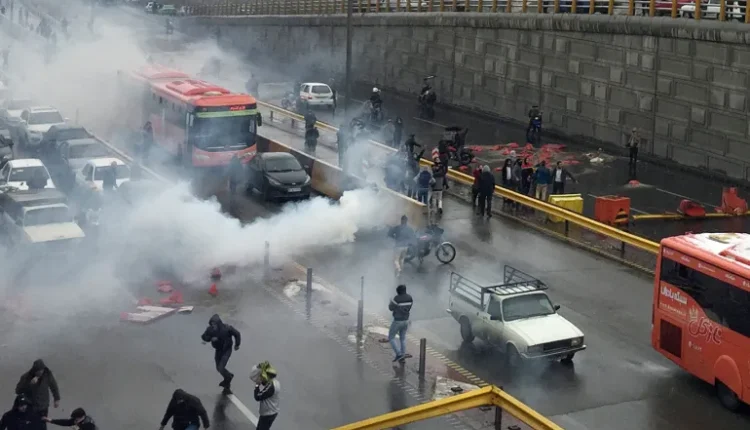 حرس الثورة الإيراني يكشف عن مخطط كبير شاركت فيه عشر دول