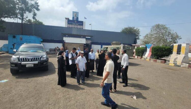 السعودية تطرد الانتقالي من مقاره في عدن